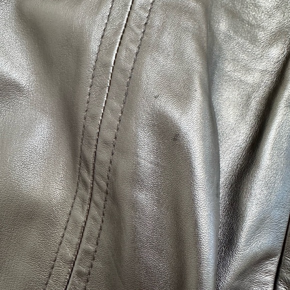 Real Leather Skirt - Picture 4 of 5
